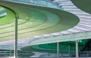 鋼結(jié)構(gòu)與膜材料的協(xié)奏，產(chǎn)業(yè)園中庭天幕